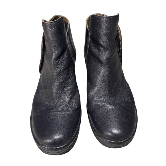 FLY LONDON Black Leather Wedge Ankle Boots Women's Size 40 - Picture 2 of 8